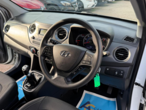 2017 Hyundai I10 1.2 Se Euro 6 5dr in White — image 3