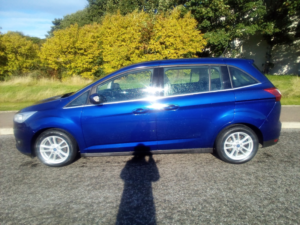 2018 Ford Grand C-Max Zetec 1.0 T Eco 7 Seater in Blue — image 5
