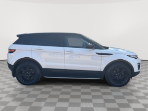 2019 Land Rover Range Rover Evoque 2.0 Td4 Se Tech SUV 5dr Diesel Auto 4WD Euro 6 (s/s) (180 Ps) in White — image 6