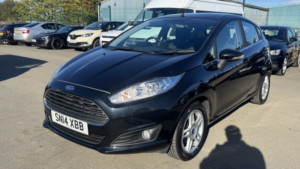 2014 Ford Fiesta 1.0 T Ecoboost Zetec in Black — image 4