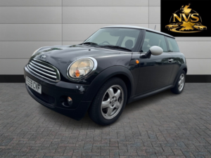 2009 MINI Hatch 1.6 Cooper Hatch in Black — image 3