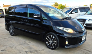 2012 Toyota Estima 2.4l Petrol - 7 Seater - Ulez/caz Pass - Free 18months Gold Warranty & 12months Breakdown in Black — image 2
