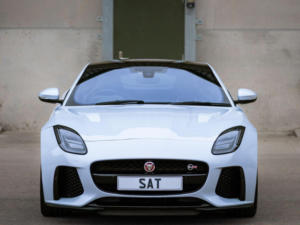 2017 Jaguar F-Type 5.0 V8 Svr Auto AWD Euro 6 (s/s) 2dr in White — image 5