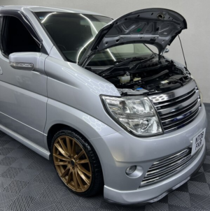 2008 Nissan Elgrand E51 Auto High Performance - Rider Autech 4WD 3.5 V6 in Silver — image 6