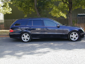 2008 Mercedes-Benz E Class Ref 8764 - Sale Agreed Awaiting Uk Registration - Mercedes Benz W211 E Class E320 Cdi 39k! Japan in Blue — image 2