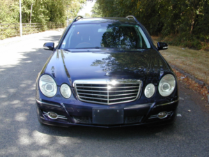 2008 Mercedes-Benz E Class Ref 8764 - Sale Agreed Awaiting Uk Registration - Mercedes Benz W211 E Class E320 Cdi 39k! Japan in Blue — image 4