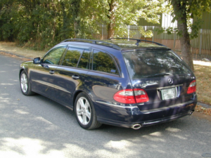 2008 Mercedes-Benz E Class Ref 8764 - Sale Agreed Awaiting Uk Registration - Mercedes Benz W211 E Class E320 Cdi 39k! Japan in Blue — image 6
