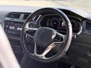 2022 Volkswagen Tiguan 1.5 Tsi R-Line SUV 5dr Petrol DSG Euro 6 (s/s) (150 Ps) in White — image 3