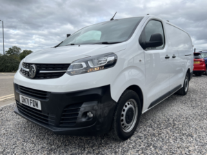 2021 Vauxhall Vivaro 1.5 Turbo D 2900 Dynamic in White — image 3