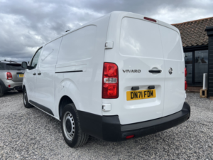 2021 Vauxhall Vivaro 1.5 Turbo D 2900 Dynamic in White — image 5