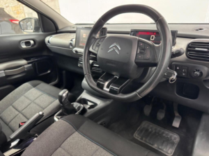 2018 Citroen C4 Cactus 1.6 Bluehdi Flair Euro 6 (s/s) 5dr in Black — image 4