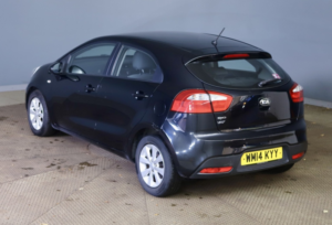 2014 Kia Rio 1.3 Vr7 in Black — image 4