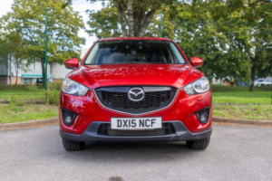 2015 Mazda Cx-5 2.2 Skyactiv-D Sport Nav in Red — image 2