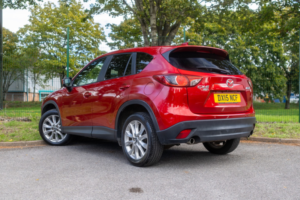 2015 Mazda Cx-5 2.2 Skyactiv-D Sport Nav in Red — image 5