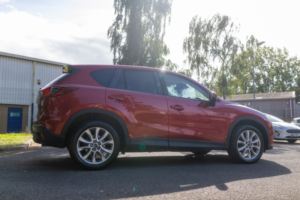 2015 Mazda Cx-5 2.2 Skyactiv-D Sport Nav in Red — image 6