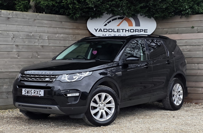 2015 Land Rover Discovery Sport 2.2 Sd4 Se Tech in Black — image 1