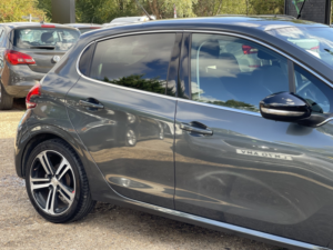 2016 Peugeot 208 1.2 Puretech Gt Line in Grey — image 6