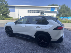 2021 Toyota Rav4 2.5 Vvt-H Dynamic in White — image 6