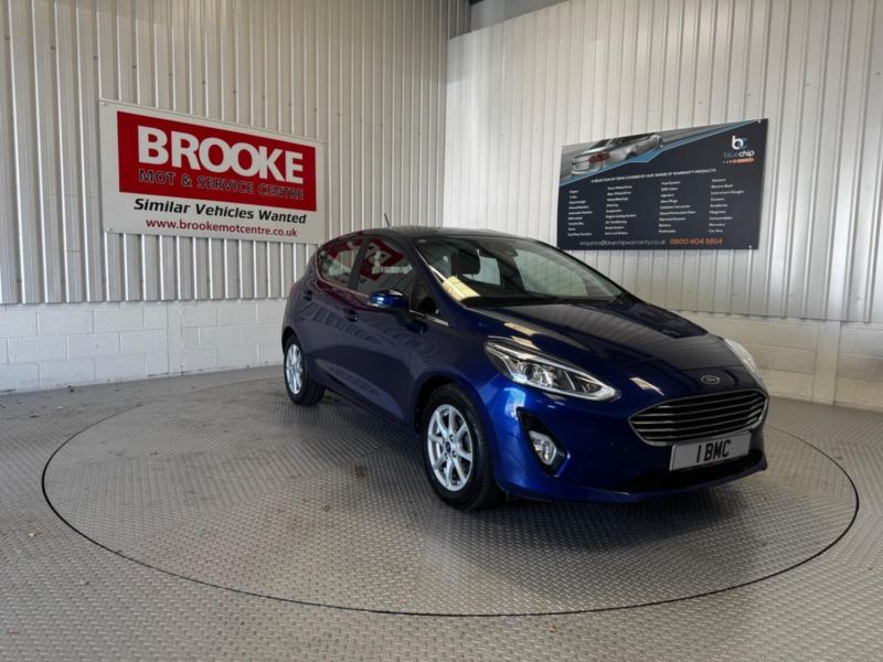 2017 Ford Fiesta 1.1 Ti-Vct Zetec Euro 6 (s/s) 5dr in Blue — image 1