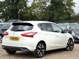 2018 Nissan Pulsar 1.2 Dig-T Tekna Euro 6 (s/s) 5dr in White — image 3