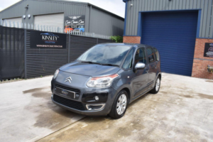 2011 Citroen C3 Picasso 1.6 Hdi Vtr+ Euro 5 5dr in Grey — image 3