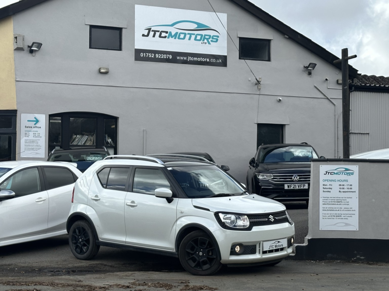 2019 Suzuki Ignis 1.2 Dualjet Sz-T 5dr, Manual, White, Petrol + Low Miles in White — image 1