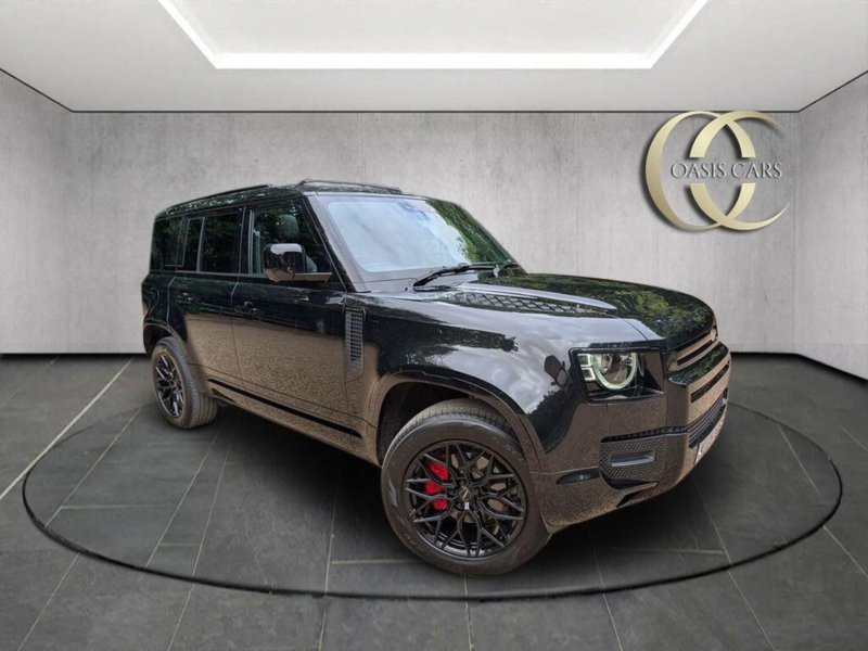 2025 Land Rover Defender 110 3.0 D250 Mhev X-Dynamic Se Auto 4WD Euro 6 (s/s) 5dr in Black — image 1