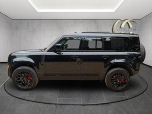 2025 Land Rover Defender 110 3.0 D250 Mhev X-Dynamic Se Auto 4WD Euro 6 (s/s) 5dr in Black — image 5
