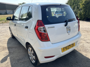 2013 Hyundai I10 1.2 Classic in White — image 5