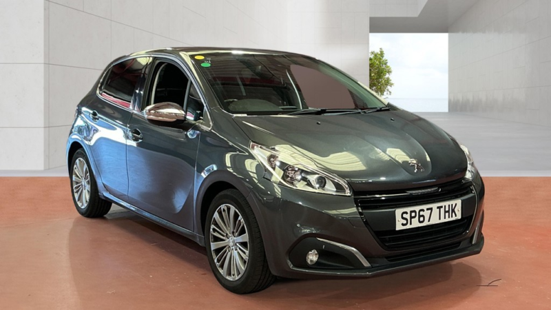 2017 Peugeot 208 1.2 Puretech Allure in Grey — image 1