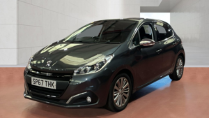 2017 Peugeot 208 1.2 Puretech Allure in Grey — image 2