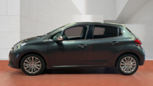 2017 Peugeot 208 1.2 Puretech Allure in Grey — image 6