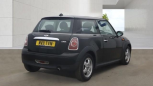 2011 MINI Hatch 1.6 One Hatch in Black — image 5