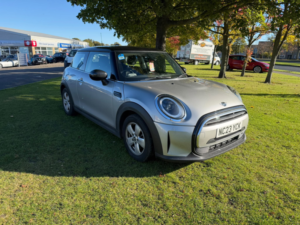 2023 MINI Hatch