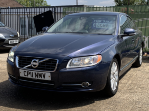 2011 Volvo S80 2.0 D3 Se Lux in Blue — image 3