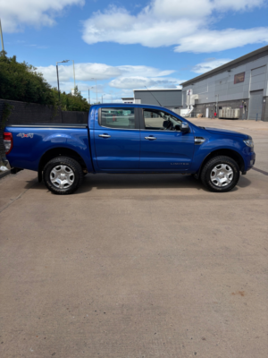 2018 Ford Ranger 2.2 Tdci Limited 1 Pickup Double Cab 4dr Diesel Manual 4WD Euro 5 (s/s) (eco Axle) (160 Ps) in Blue — image 6