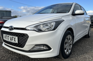 2017 Hyundai I20 1.2 I20 S 1.2 75ps in White — image 3