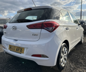 2017 Hyundai I20 1.2 I20 S 1.2 75ps in White — image 5