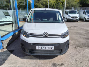 2023 Citroen Berlingo 1.5 Bluehdi 1000 Enterprise Edition M Panel Van 5dr Diesel Manual Swb Euro 6 100 Ps in White — image 3