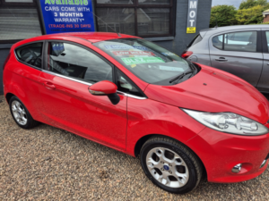 2012 Ford Fiesta 1.3 Zetec in Red — image 2