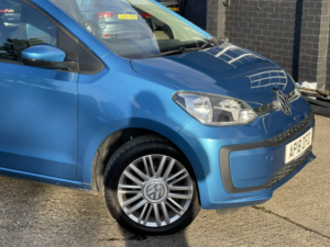 2018 Volkswagen Up! 1.0 Move Up! in Blue — image 4