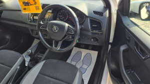 2017 Skoda Fabia 1.2 Tsi Se Euro 6 (s/s) 5dr in White — image 2
