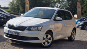 2017 Skoda Fabia 1.2 Tsi Se Euro 6 (s/s) 5dr in White — image 3