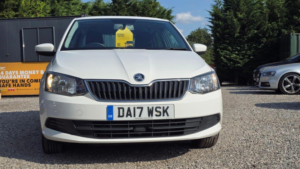 2017 Skoda Fabia 1.2 Tsi Se Euro 6 (s/s) 5dr in White — image 4