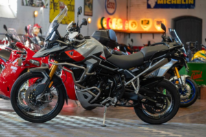 2024 Triumph Tiger 900 *one Owner - Finance Available* in Grey — image 3