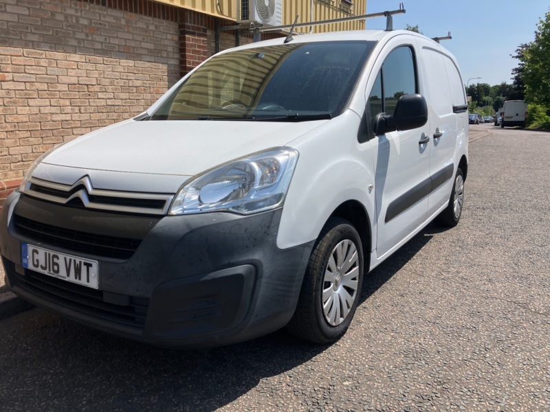 2016 Citroen Berlingo 1.6 Hdi 625 Enterprise Panel Van 5dr Diesel Manual L1 (131 G/km, 75 Bhp) in White — image 1