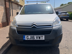 2016 Citroen Berlingo 1.6 Hdi 625 Enterprise Panel Van 5dr Diesel Manual L1 (131 G/km, 75 Bhp) in White — image 2