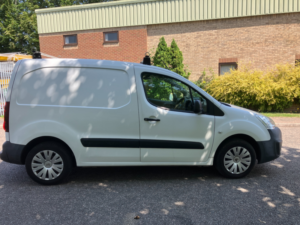 2016 Citroen Berlingo 1.6 Hdi 625 Enterprise Panel Van 5dr Diesel Manual L1 (131 G/km, 75 Bhp) in White — image 4