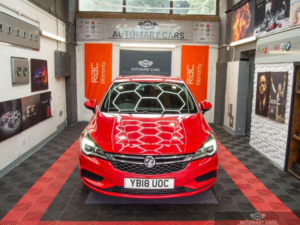 2018 Vauxhall Astra 1.4i Turbo Se Euro 6 5dr in Red — image 2
