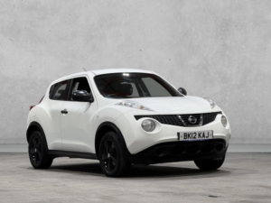 2012 Nissan Juke 1.6 Visia Euro 5 5dr in White — image 6
